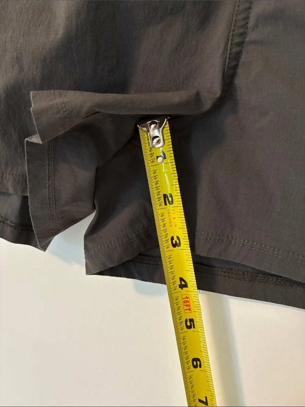 Vuori Birch Shorts Gray